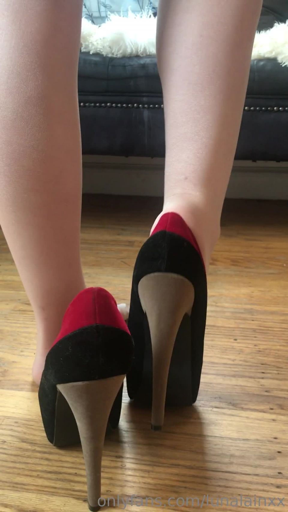 Luna Lain - lunalainxx () Lunalainxx - as one of you loves requested shoes feet heels 01-03-2019