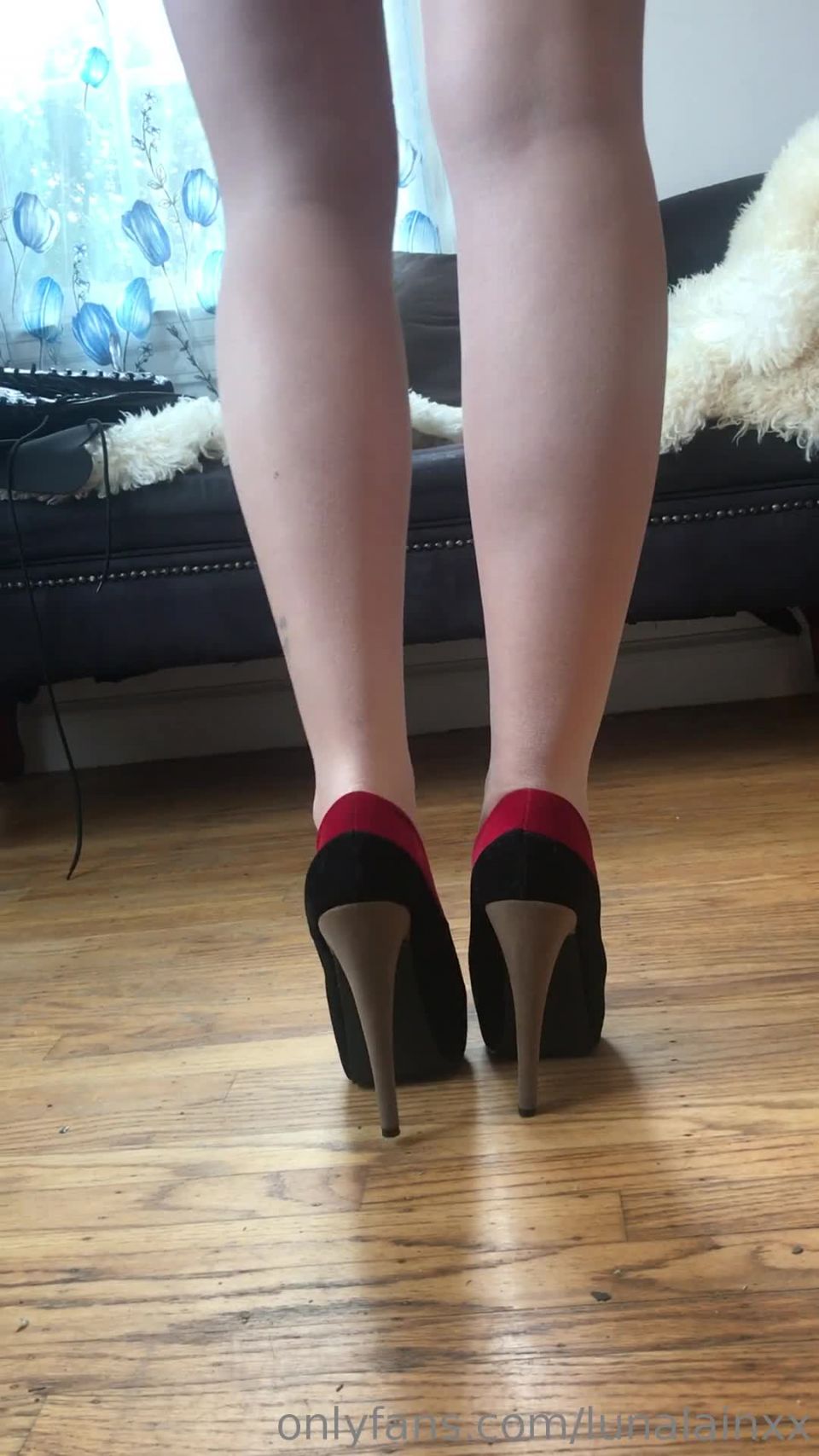 Luna Lain - lunalainxx () Lunalainxx - as one of you loves requested shoes feet heels 01-03-2019