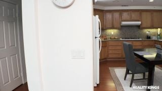 Engañamiento para un sexo de polla - HD videos porno