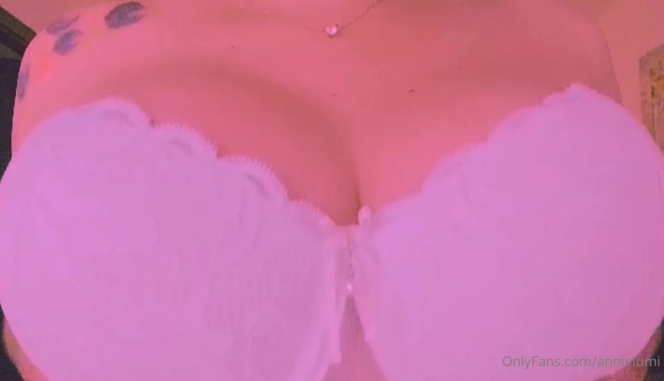 Onlyfans - Annie Lumi - annielumiConejito que RICO pensar Que estoy ENCIMA TUYO - 12-12-2021