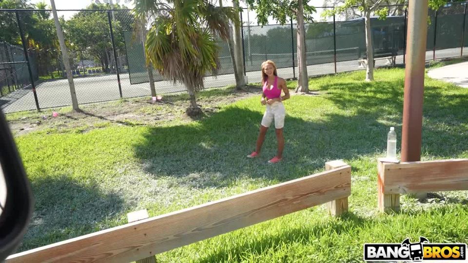 Video Alyson Mystery: Pretty, Fit,,Flexible 720p HD