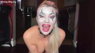 Fisting my asshole for the first time Sultry Silvea Quick...