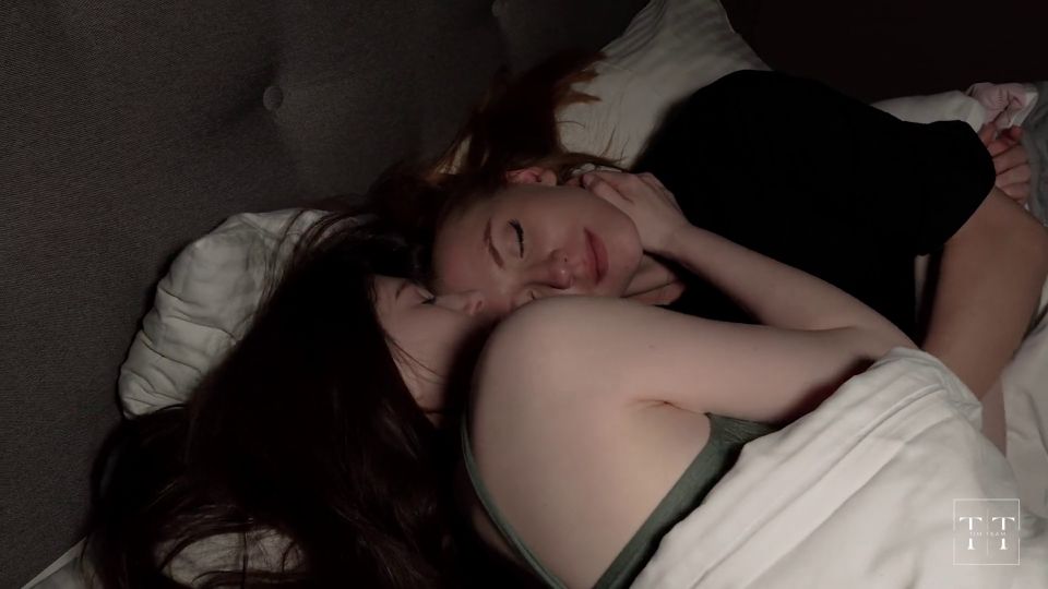 This Girl Is Getting Very Wet From My Fingers LGBT
