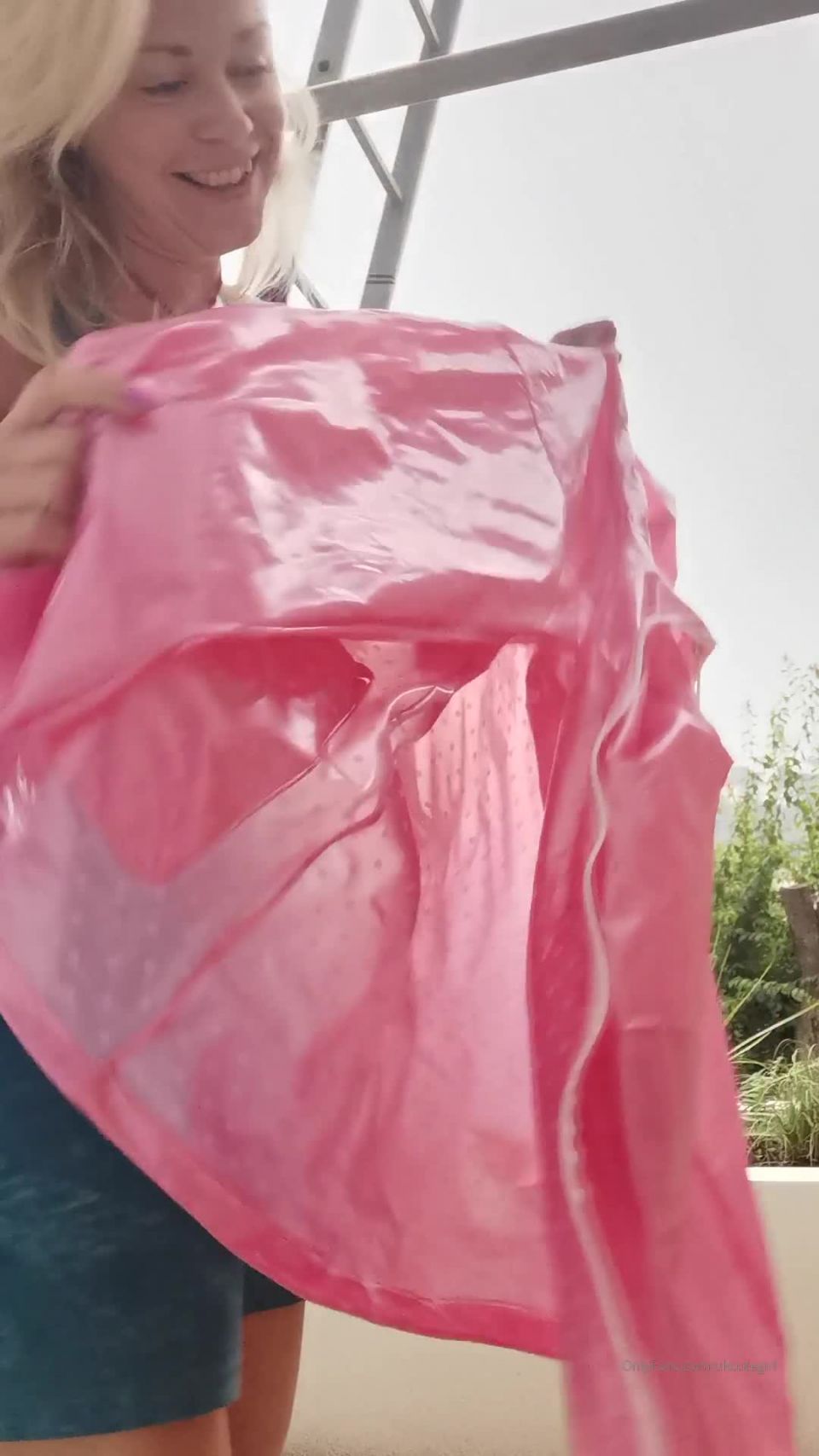 UKCuteGirl () Ukcutegirl - gardening in pink pvc cuz its raining out 14-08-2020