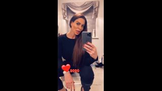 Linsey Dawn Mckenzie () Linseydawnmckenzie - thank you for being in my gang over the year lets have a horny together must say n 31-12-2019