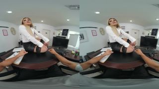 Vivianne DeSilva - Yes, Boss...My Ass is for You! - VR Porn (UltraHD 4K 2021)