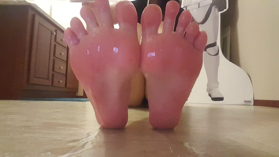 Porn online Foot JOI – Frostyprincess – Sch00l Girl Oils Feet