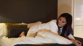 online clip 33 Lola Tessa – Waking up and Vibrator on My Pussy, lesbian armpit fetish on big ass porn 