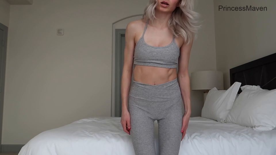 clip 2 femdom bdsmlr pov  Maven May - La adoración muscular bravucona - FullHD 1080p  chantaje