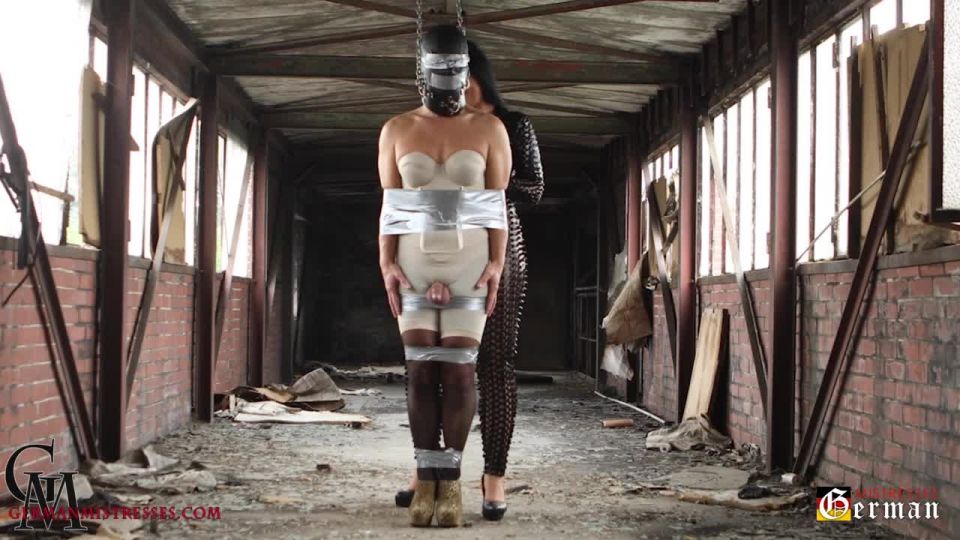 Lady Luciana - Vacuum Play In The Lost Place - GermanMistresses (HD 2023) New Porn