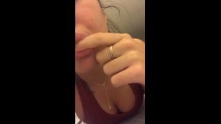 Onlyfans - Bethany spiby - bethanyspibyI know you love my finger fucking in gym wear - 22-02-2018