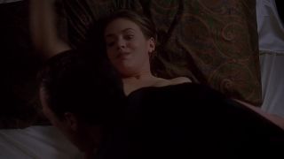 Alyssa Milano Nude - Embrace of the Vampire 1995 HD Bluray