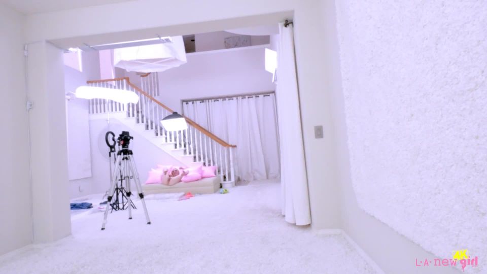 xxx video 39 Celestina Blooms - LA Nueva Chica - adolescente - porno porno hardcore chorro