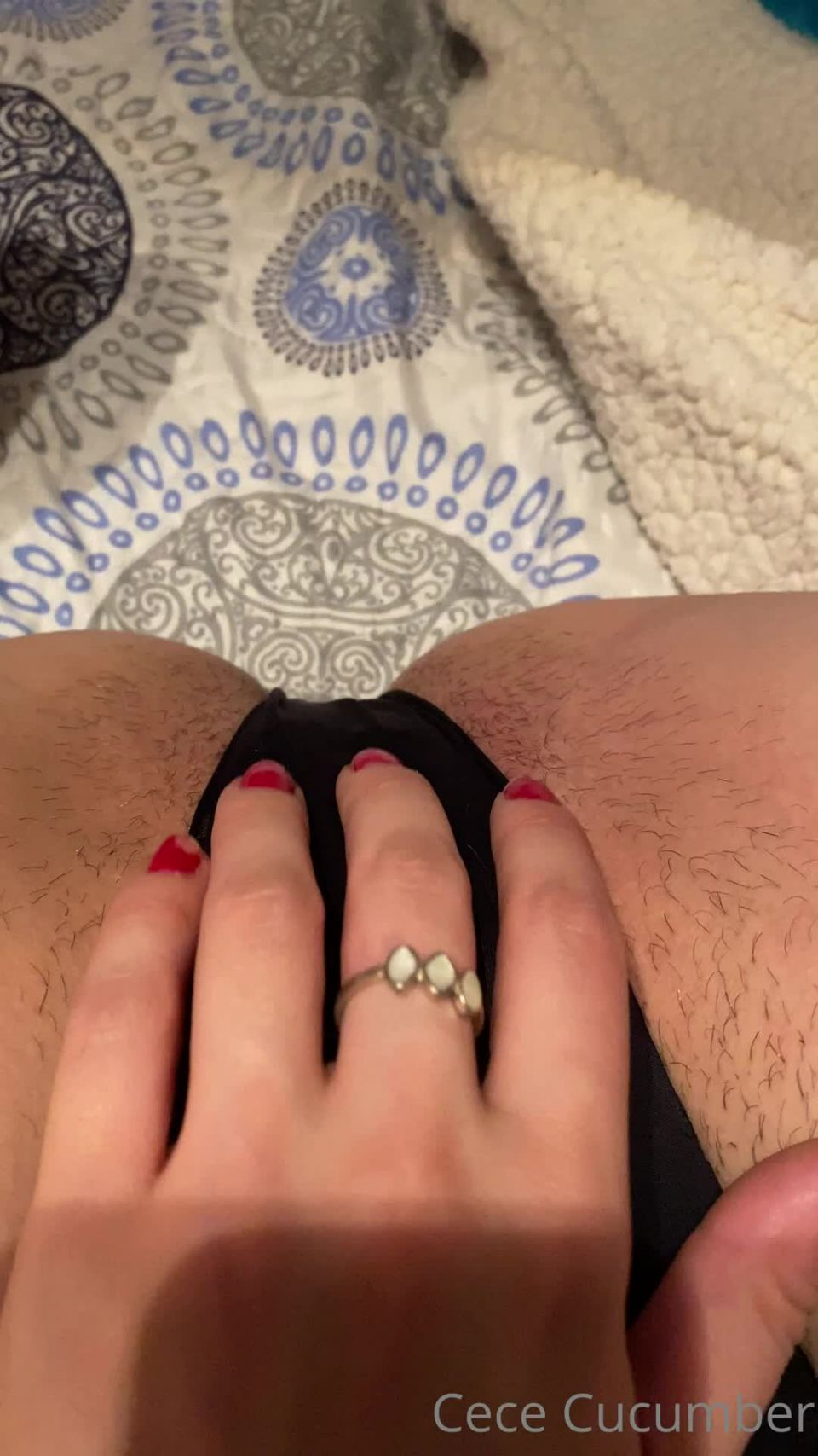 Onlyfans - Cece Cucumber - cucumberbutcooler - cucumberbutcoolerOut of town for work and I didnt bring my vibrator - 24-01-2021