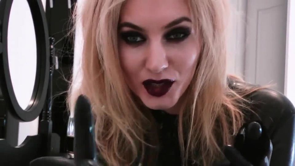 xxx video clip 12 Peligrosa tentación - P0pp3ers Entrenamiento  masturbación  pov fetiche de terciopelo