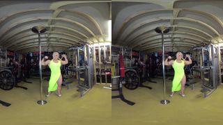Lisa Cross - In the Gym - Bodybuilding Blonde Shaved Pussy  Teasing