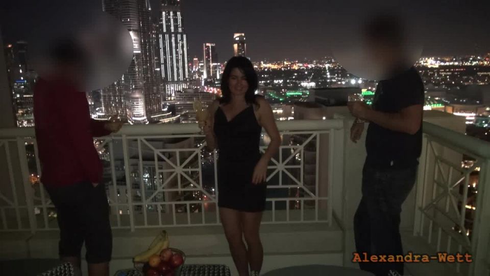 M@nyV1ds - Alexandra Wett - Public in Dubai