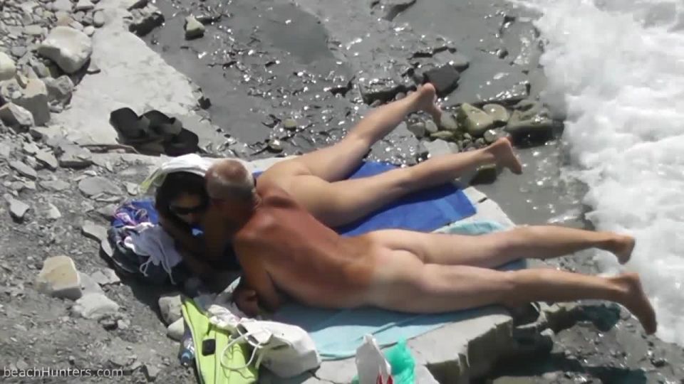 xxx video clip 28 Beach Sex Voyeur - beach sex voyeur - voyeur 