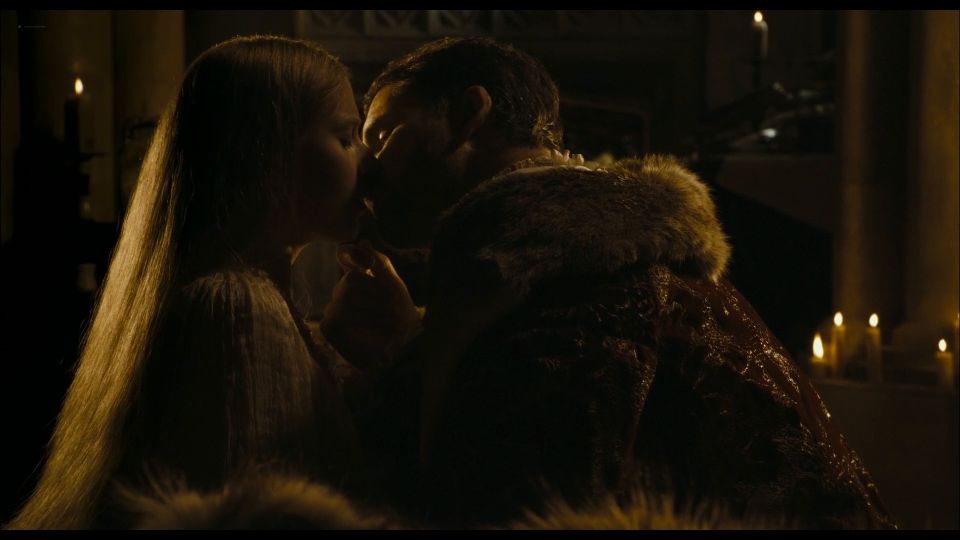 Scarlett & Natalie's Hot Chemistry in The Other Boleyn Girl