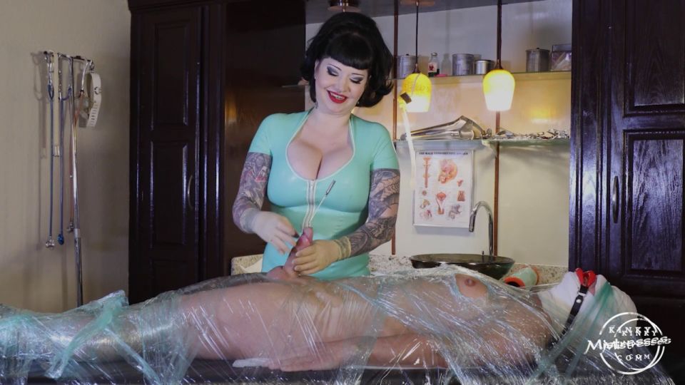 Femdom porno Bondage KinkyMastreses: Maestra Maya Sinstress - CBT Sonando en Las Vegas