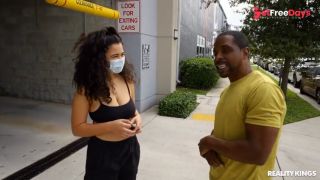 Picking Up Girls With Cock Size Quiz - Kylie Rocket And Brickzilla