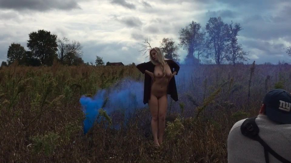 Emmy Sue Smoke Nude