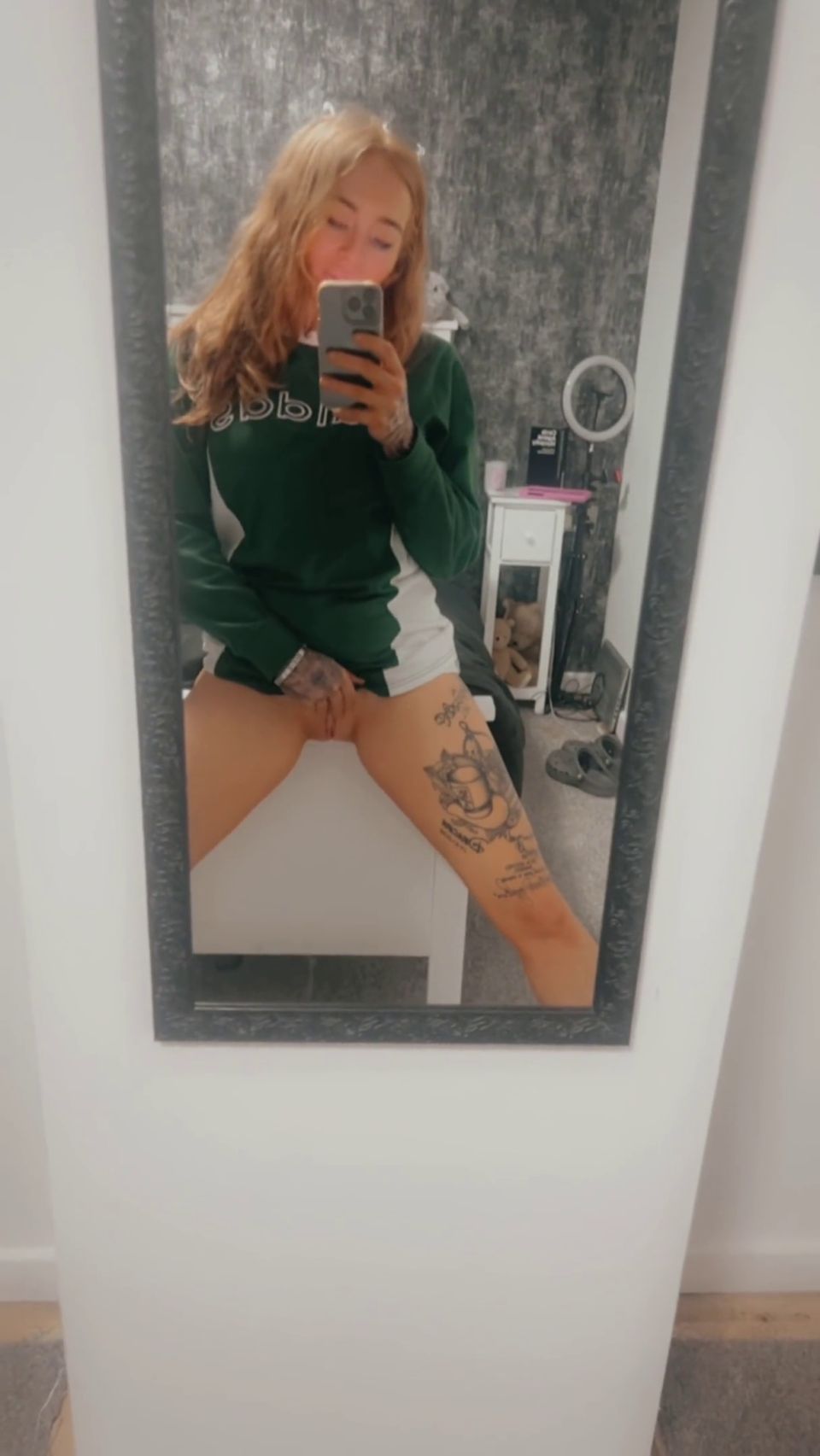 Red British Tattooed Slut In Trainers Dirty Talks And Squirts All Over