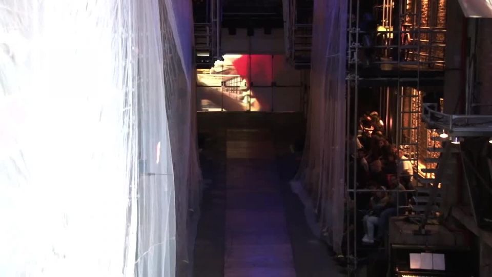 Bacantes_-_PRIMEIRO_ATO_PARTE_1_-_Teatro_Oficina