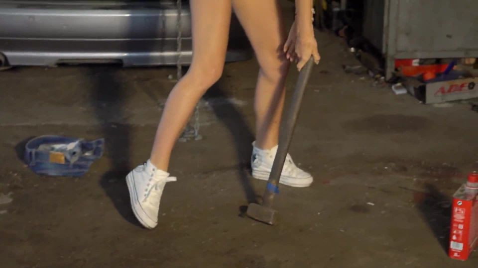 DominikaCColección 2018-08-08 5BDominika-C5D En el servicio de coche Parte 2