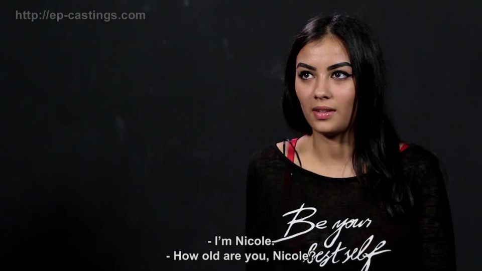  Nicole (HD)  