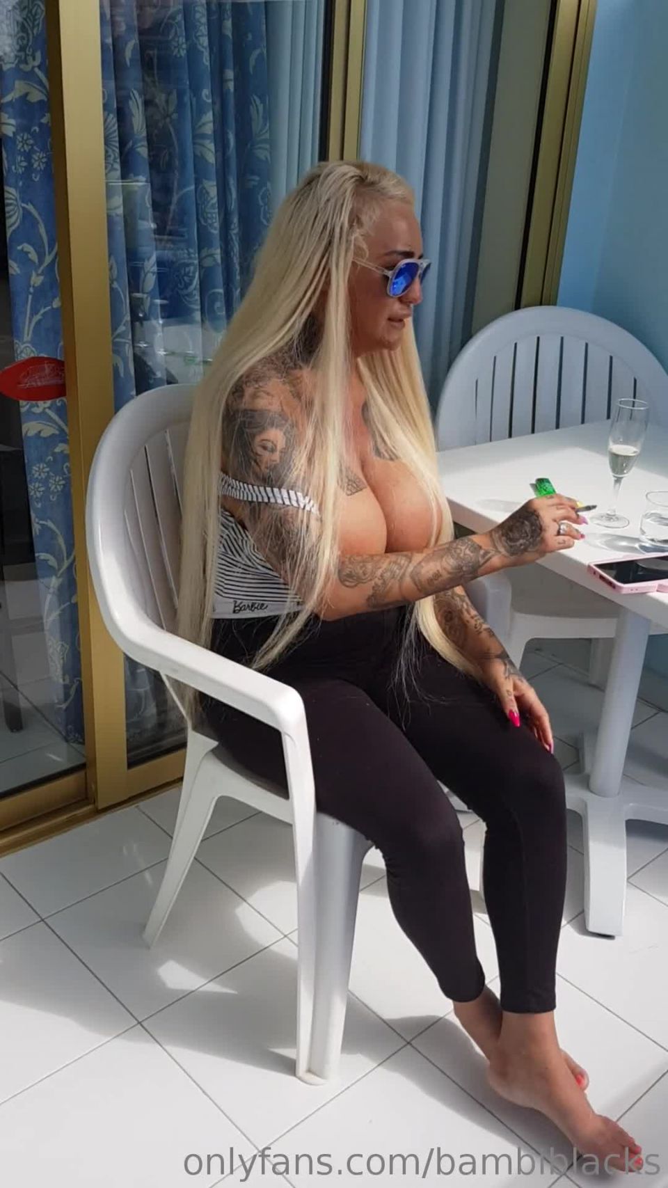 CREAMP$E QUEEN - bambiblacks uk () Bambiblacksuk - sat on balcony with my huge tits out smoking 06-03-2019