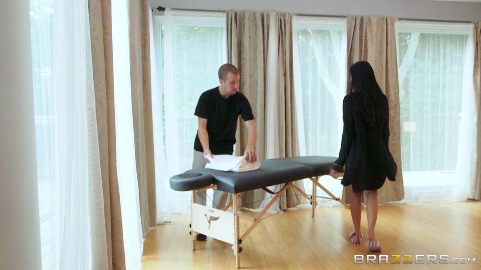 Video She Wanted a Chick Instead She Got Dick Mary Jean 720p HD