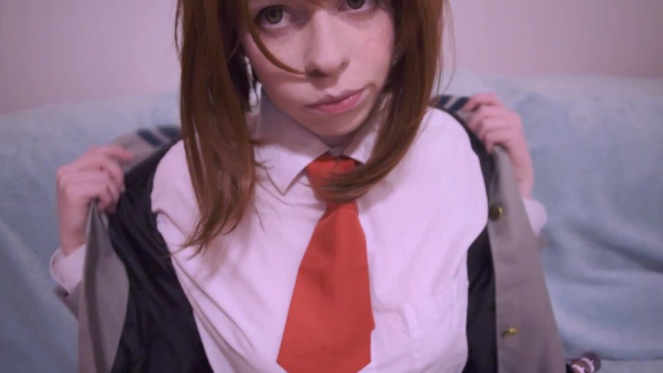 Bat Maisie – Getting Close And Personal With Ochako Cosplay!