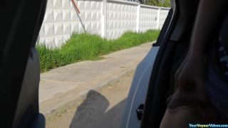 Dude flashes dick in car - Cock