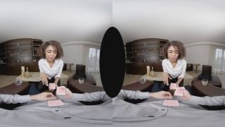 Luna Corazon Plays Strip Poker In VR