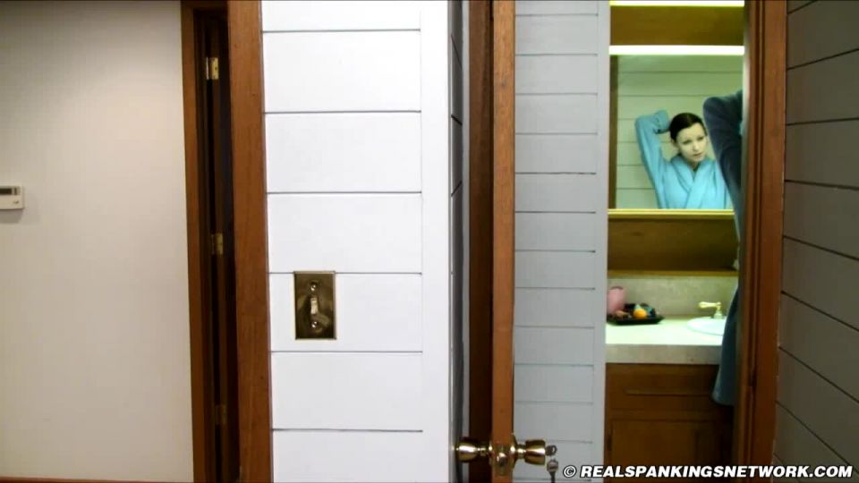 Danny Spanks Kajira (Part 1 of 2) Download New Porn Video...