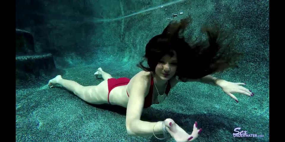 Sexunderwater.com- Jessica Torres UW Model Training pt.1