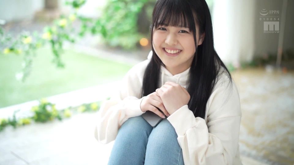 Mamiya Uka MIFD-129 I Want To Eat This Daughter. Newcomer 19-year-old Skin Dewy AV Debut! !! Active College Student Mamiya Hana Who Can Talk For Two Hours With Manga And Basketball - 4P