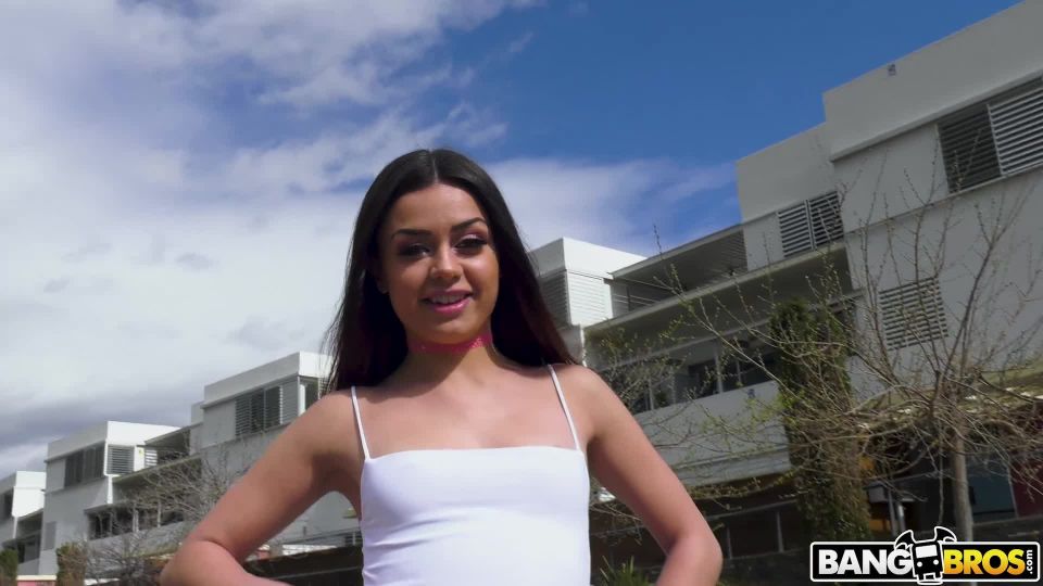 porno video 27 fetiche santuario Martina Smeraldi Anal En público hace su chorro - [PublicBang.com / BangBros.com] (FullHD 1080p), fetiche en el fetiche porno