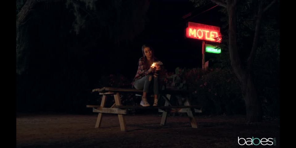 adolescente  Ver gratis Porno Online – Babes presenta Jill Kassidy en poco Runaway – 11.09.2018  adolescentes