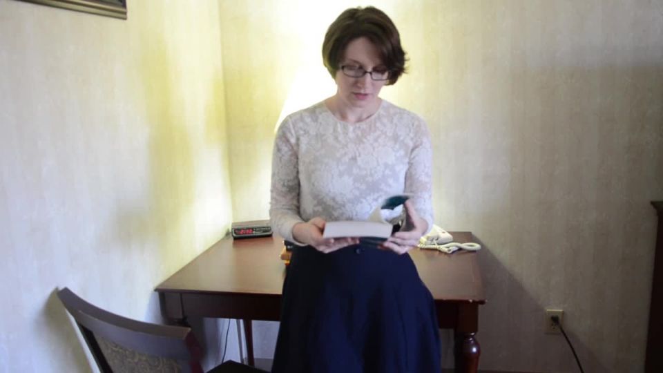 online video porno 9 Bettie Bondage – Controlando la mente el profesor de Inglés - bondage Bettie - fetiche porno vello púbico fetiche