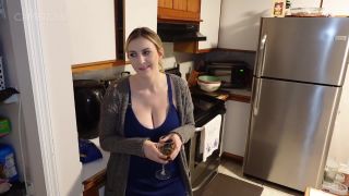 porn clip 4 Kelly Payne - A Mother Cums First, tall women femdom on virtual reality 