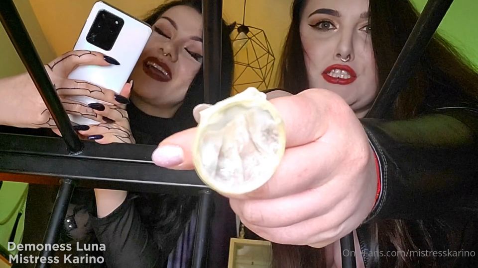 Señora Karino, la encerramos en nuestra jaula para que se la lleve.