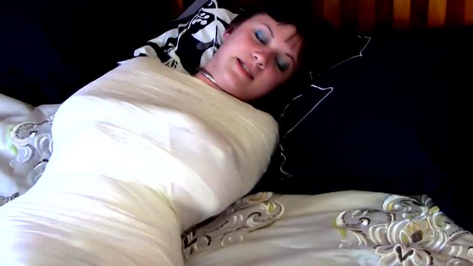 video en línea 36 Viorica - La venganza mamá - tapegag - bdsm porno duro lesbianas bdsm