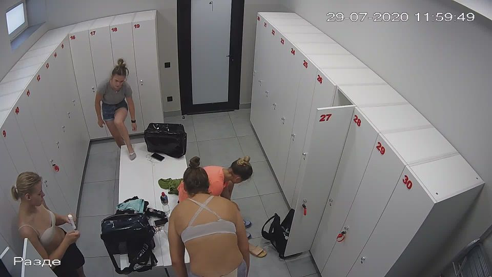 Hidden-Zone.com- Lo2188 The camera in the women_s locker room is an excellent thing, it allows you to see everything