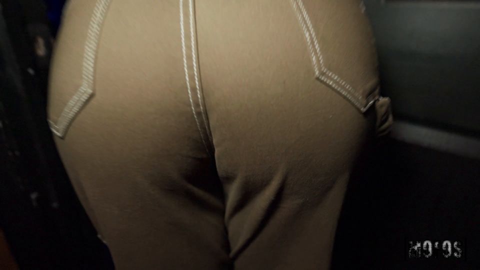  Swallow  Aviana Lace - The Barcade - Fetish Swallow