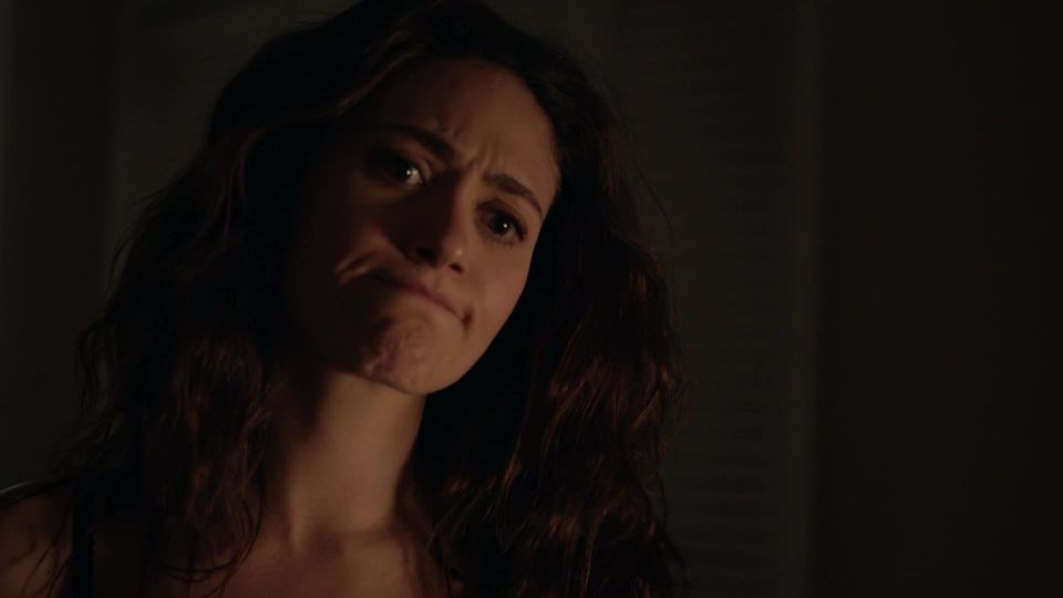 Emmy Rossum – Shameless s08e01 (2017) HD 1080p!!!