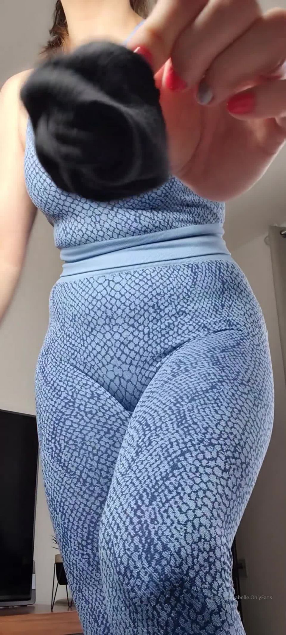 clip 29 Will Have Your Tongue Licking All The Sweat From My Body After My Workout. Aint You a Lucky Slave | foot | feet porn toenail fetish