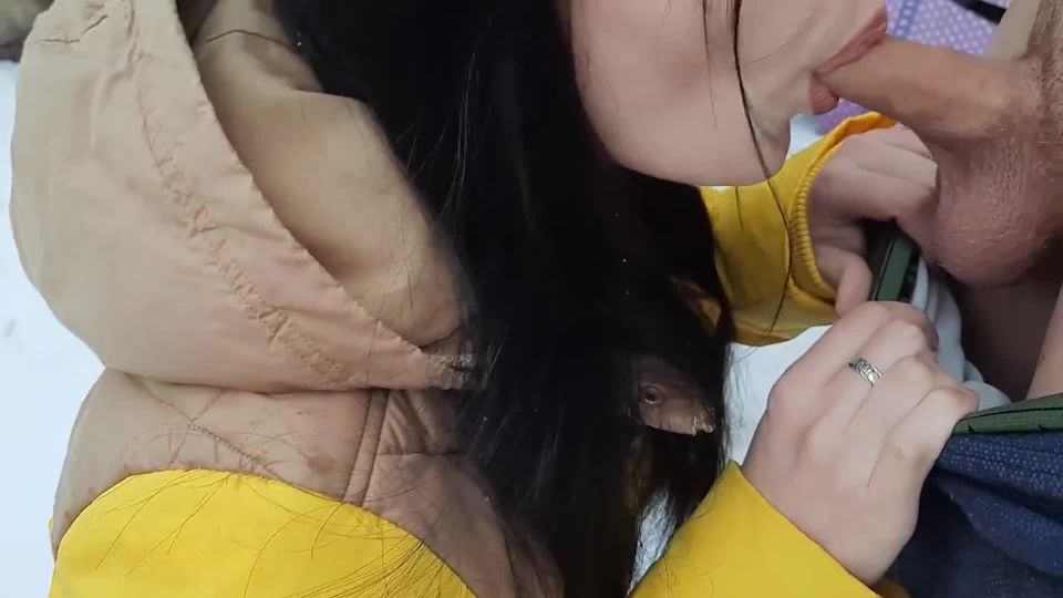 Amateur - Winter Blowjob