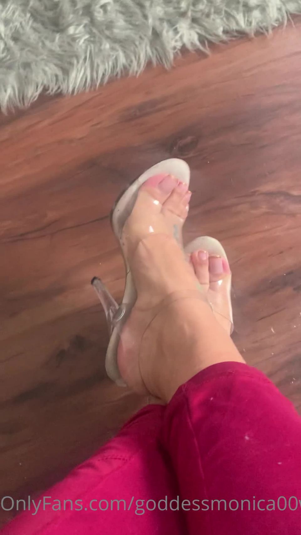 Goddess monica - goddessmonica00w () Goddessmonicaw - clear heel tease for you per fan request 13-10-2020